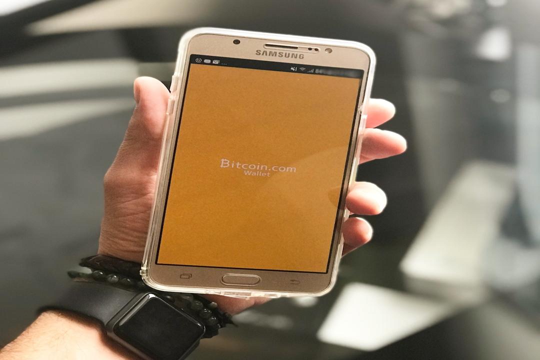 Amid Investor Caution US Spot Bitcoin ETFs Witness 545M Outflow