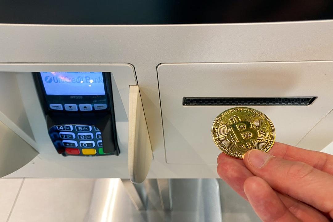 Top Cryptocurrencies for Long-Term Investment: Qubetics’ QubeQode IDE Disrupts Web3, While Aptos and Immutable X Experience Growth